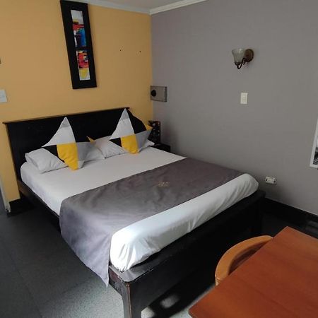 Hotel Rivera Deluxe Богота Экстерьер фото